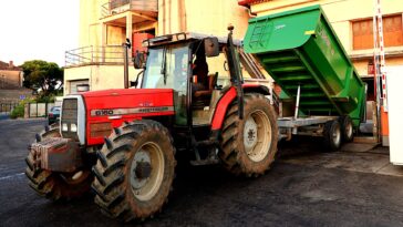 Przyczepy do maszyn rolniczych - zadbaj o zabezpieczenie ładunku